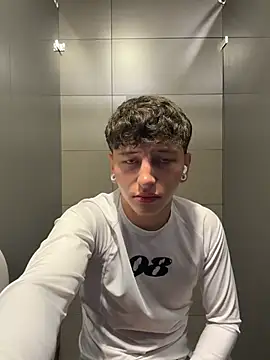ARON_LUXX's Live XXX Chat