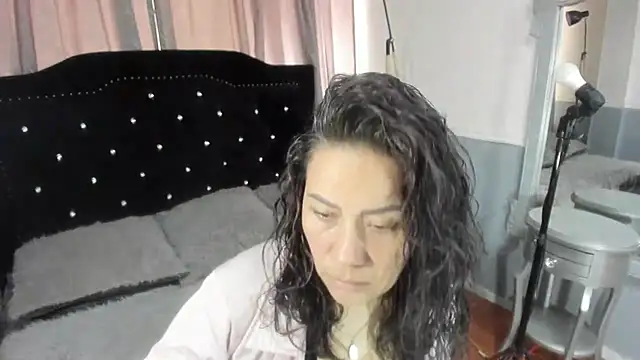 دردشة gaby_trent الجنسية المباشرة