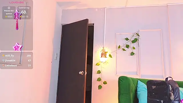 kendalrose_crn Webbikameraesitys