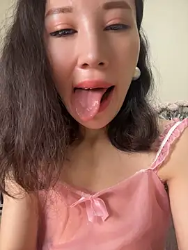xiaotaotutu103's Live XXX Chat