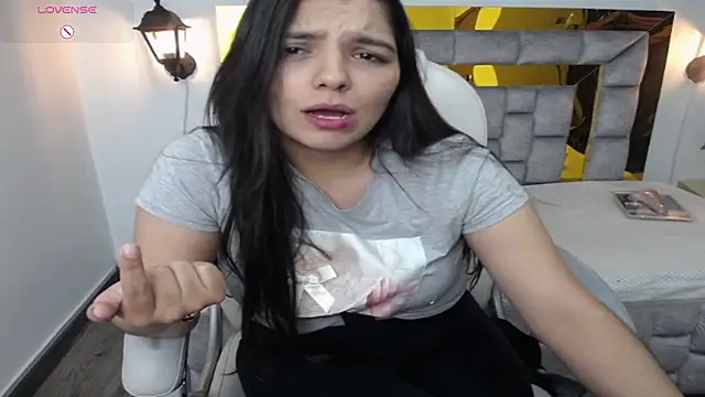issa__nassar's Live XXX Chat