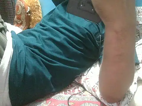 XXX chat uživo modela Precumboner