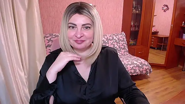 Chat +18 de -MeowMeow ao vivo