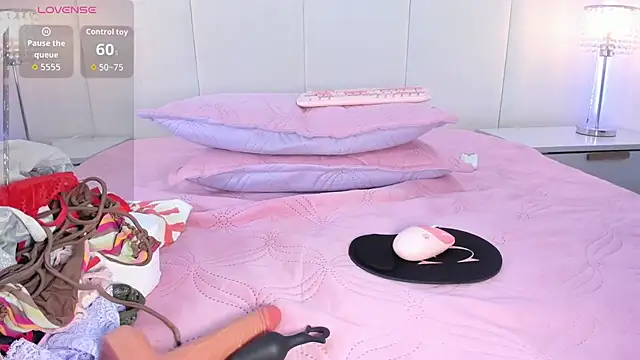 Evaa_Martinez Adlı Modelin Canlı XXX Sohbeti