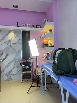 Chat +18 de Nails_Lucia ao vivo