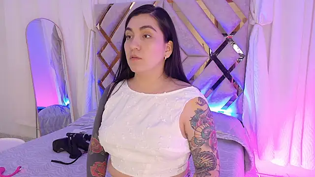 Chat XXX ao vivo de KathiaJenner