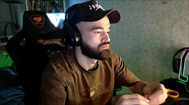 _Serious_Man Live XXX Chat