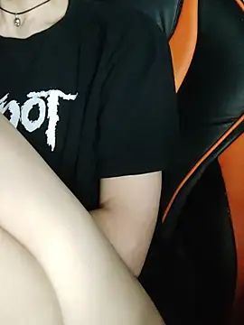Aashikalaa's Live XXX Chat