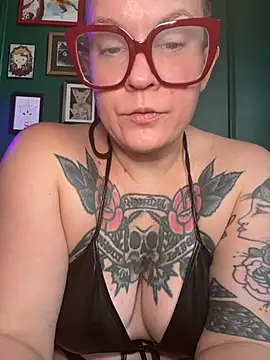 quinnmariexo's Webcam Show