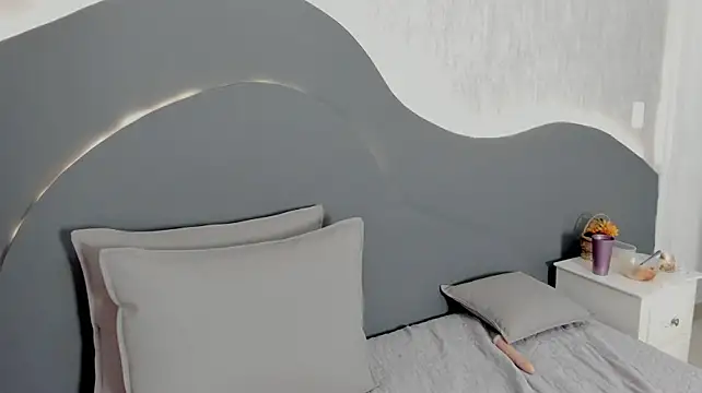 AriaLuxx's Live XXX Chat