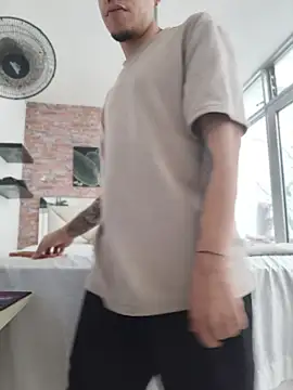 Chat XXX Live AlphaMasterXxx