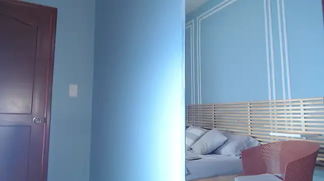 Chatroom XXX en direct de ChantalGarner