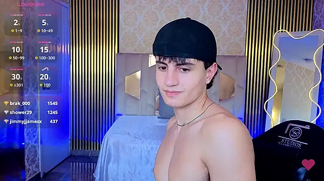 Kyler_tay 라이브 XXX 채팅