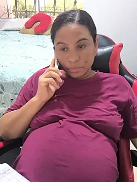 Francesca_ferrari Adlı Modelin Canlı XXX Sohbeti