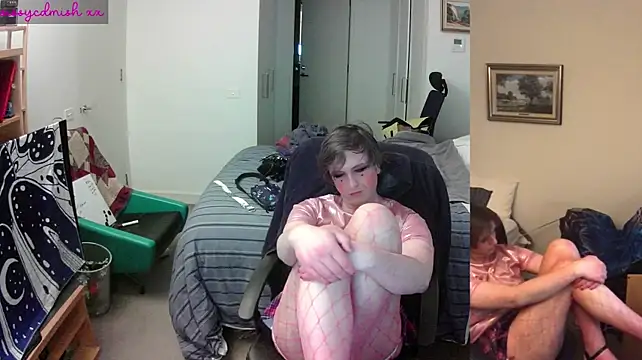 XXX chat uživo modela SissyCDMish