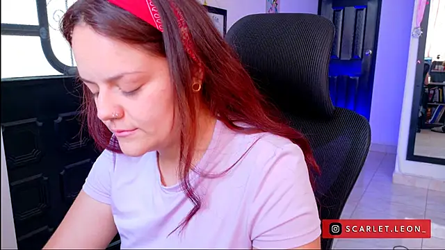 Živý XXX chat Scarletleon77
