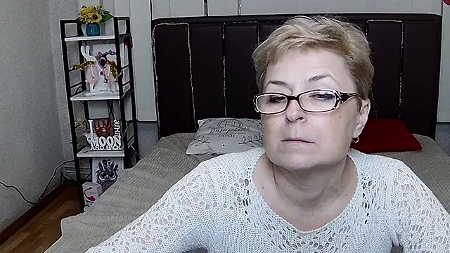 EmiliaGree Chat XXX in diretta