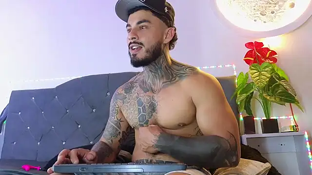 john_cartter1 Adlı Modelin Canlı XXX Sohbeti
