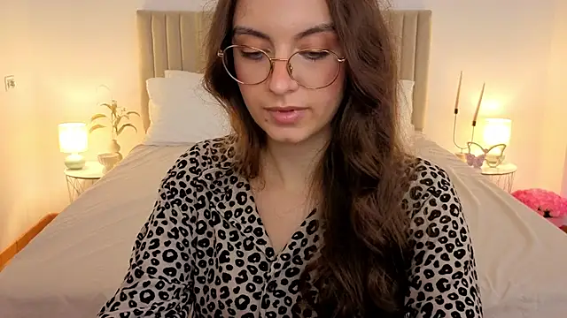 Real_cutie1's Live XXX Chat