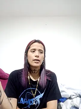 Chat +18 de Lya_Ross19 ao vivo