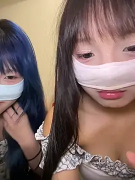 Rocket-Girl's Live XXX Chat