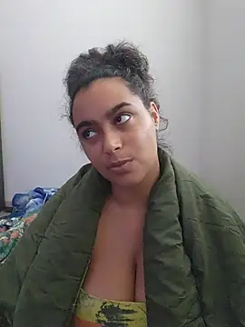 cinnaminnie Chat XXX live