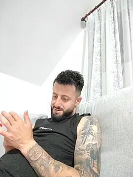 Chatroom XXX en direct de Kosminkom