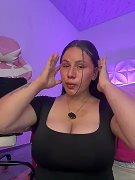 Ivonny_Goldie 라이브 XXX 채팅