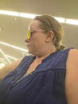 Chat XXX ao vivo de julimonroe