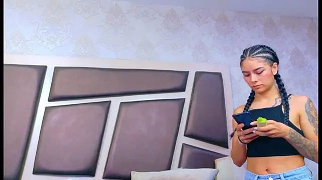 Czat XXX na żywo – NicoleEsposito