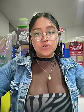Outdoors-Mia_Khalifa Chat XXX in diretta