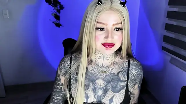 Chat +18 de Anaii_Gomez ao vivo