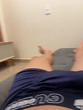 Chat +18 de garotao2000 ao vivo