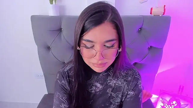 Czat XXX na żywo – RoseCassie