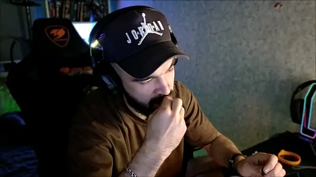 _Serious_Mann Live XXX chat