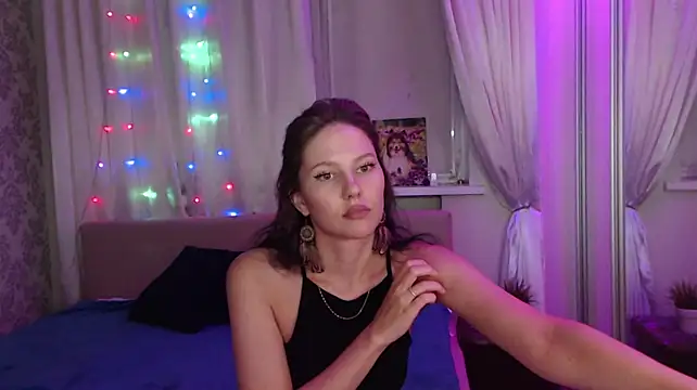 Zlata888 Chat XXX in diretta