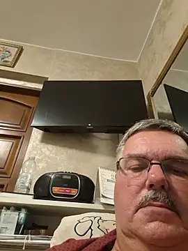 Tbone17's Live XXX Chat