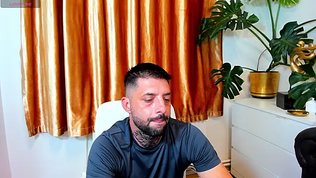 TommyDum – Live XXX-chat