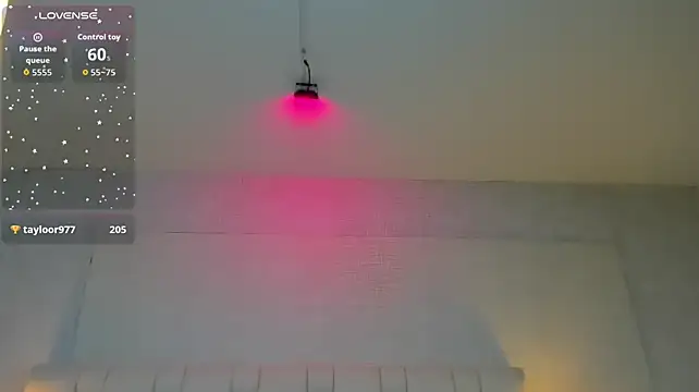 Chatroom XXX en direct de KeitinThompson