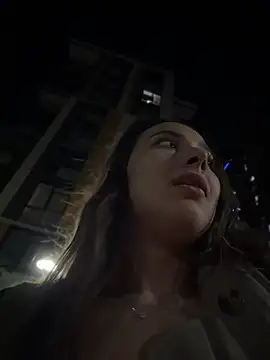 Chat +18 de ICrazyOneIRL ao vivo