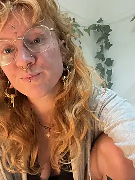 Synnix's Live XXX Chat