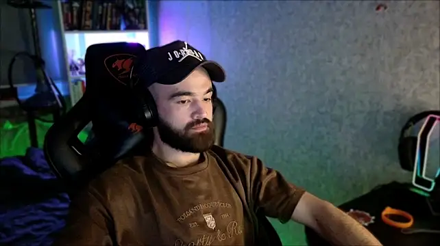 Živý XXX chat _Serious_Man