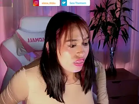 Chat +18 de Sara_tblu ao vivo