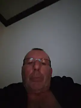 omene8 Live XXX-Chat