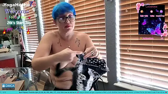 YogaHottie76's Live XXX Chat