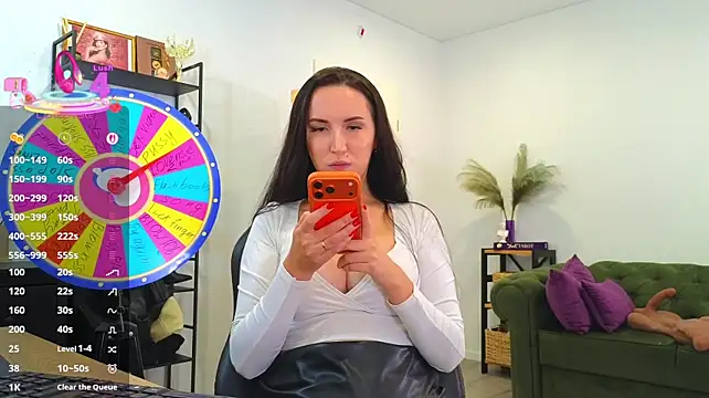 EvaKeks' Live XXX Chat