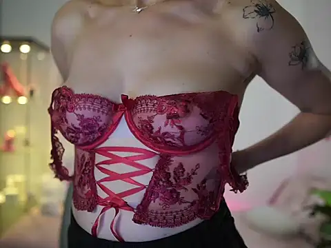 MiaPaloma18's Live XXX Chat