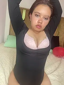 samantha_bigtits' Live XXX Chat