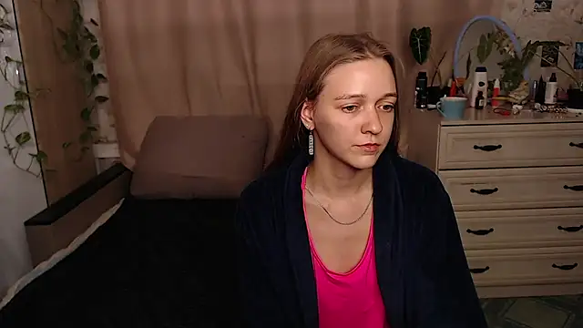Онлайн чат XXX Adeline_Maxwell