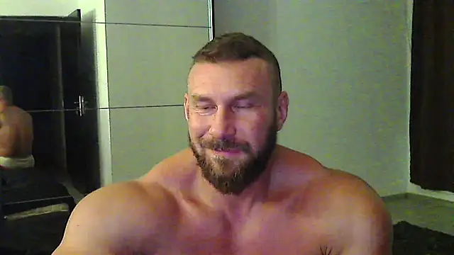 muscularkevin Chat XXX live
